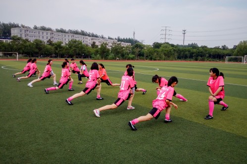 202006【捷報(bào)遲來(lái)，歡喜不減——我校學(xué)生收獲國(guó)家級(jí)榮譽(yù)】潁州晚報(bào) 阜陽(yáng)日?qǐng)?bào) 特約攝影記者 凡偉 188449089114_conew1.jpg